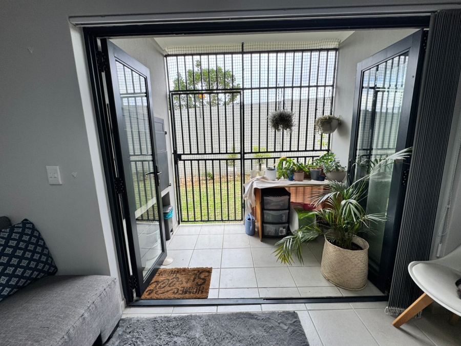 To Let 2 Bedroom Property for Rent in Langeberg Heights Western Cape